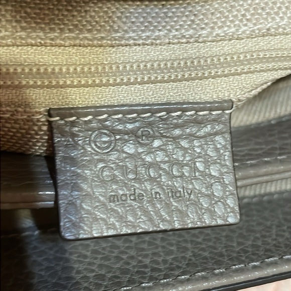 Gucci Interlocking Top Handle Bag in Grey - Picture 13 of 15